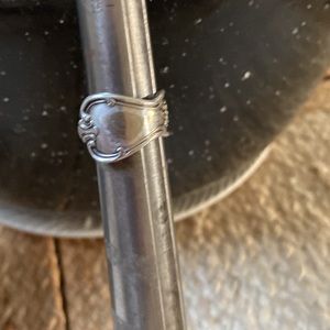 Vintage silver spoon ring euc